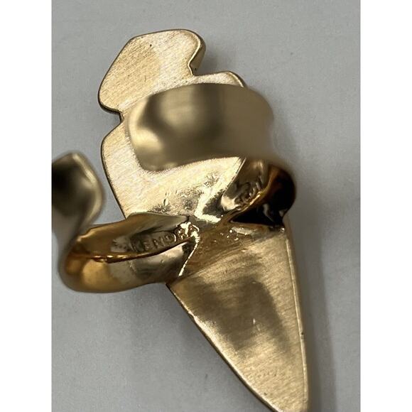 Kendra Scott SALLY Brass brushed Gold Tone Arrowhead Crystal Adj Ring Sz 6.75 - Picture 3 of 16